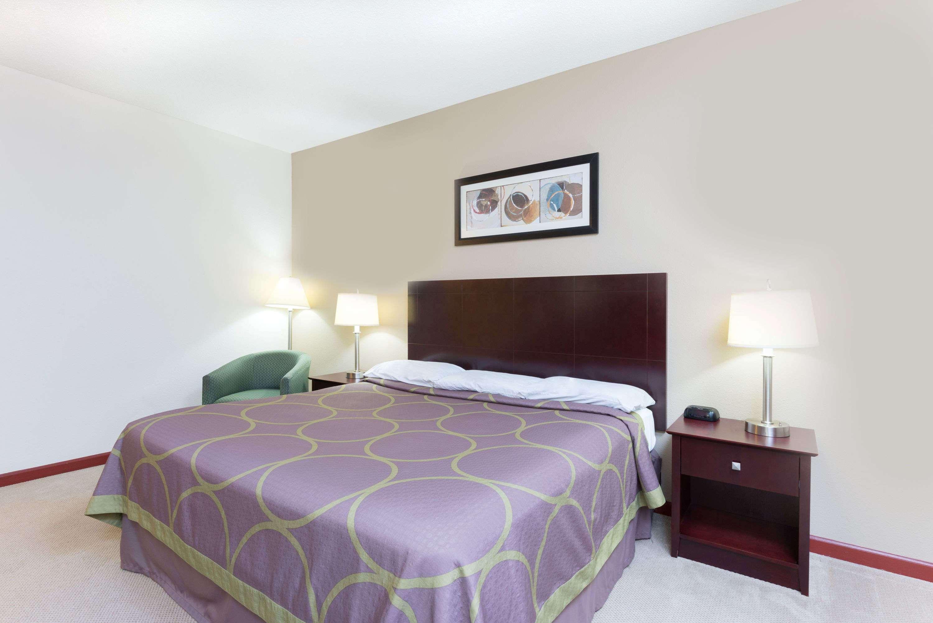 Super 8 By Wyndham