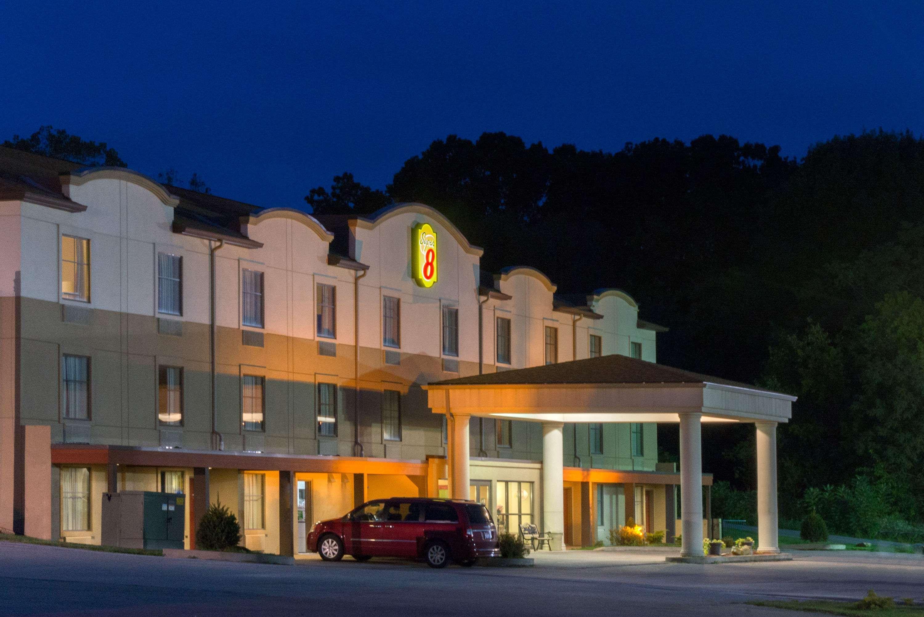 Super 8 By Wyndham