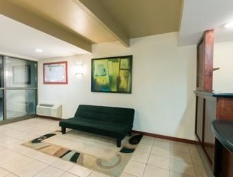 Hotel Super 8 By Wyndham 2*